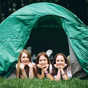 ¿Conoces a las niñas exploradoras? ¡Aprendemos en inglés con KOE! 